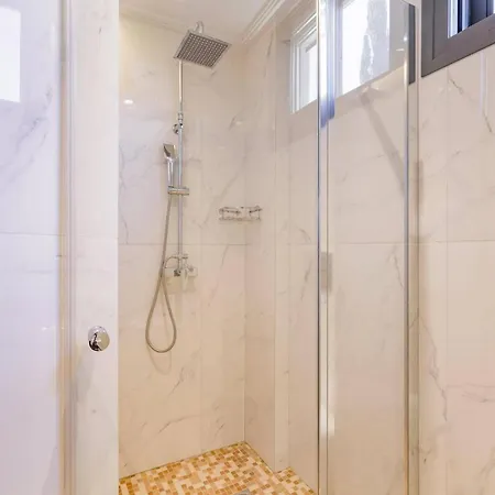 Oras Corfu Thaleia By Vilă