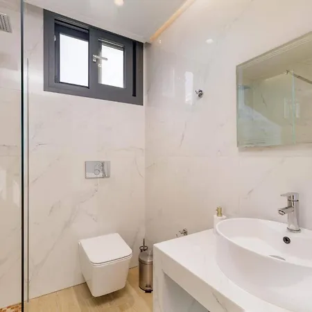 Oras Corfu Thaleia By