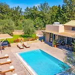 Oras Corfu Thaleia By Villa Dassia (Corfu)